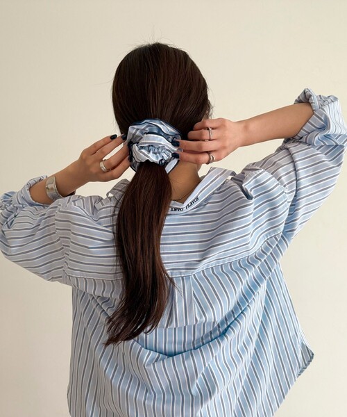 fredy emue(フレディエミュ)の「《WEB限定》ベーシックエンブロイダリーシャツ シュシュset(シャツ/ブラウス・レディース・ブルー系その他・38)」の16枚目の写真