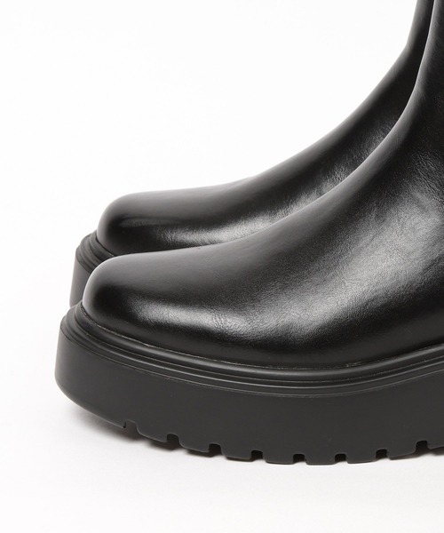 BAYFLOW(ベイフロー)の「バックZIPサイドゴアブーツ(ブーツ・レディース・ブラック/アイボリー・MEDIUM/LARGE)」の9枚目の写真