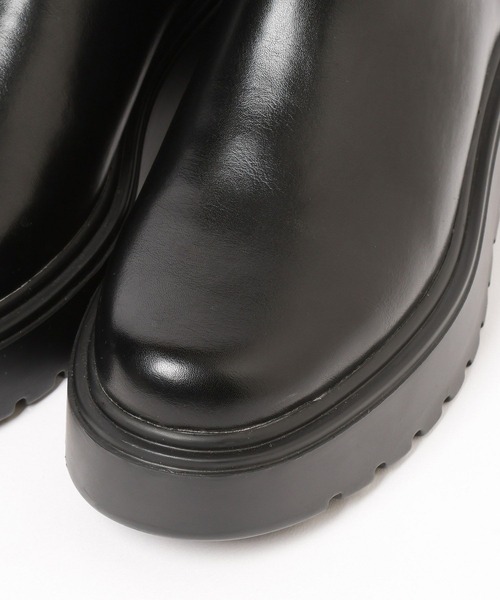 BAYFLOW(ベイフロー)の「バックZIPサイドゴアブーツ(ブーツ・レディース・ブラック/アイボリー・MEDIUM/LARGE)」の15枚目の写真