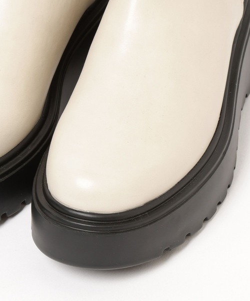 BAYFLOW(ベイフロー)の「バックZIPサイドゴアブーツ(ブーツ・レディース・ブラック/アイボリー・MEDIUM/LARGE)」の17枚目の写真