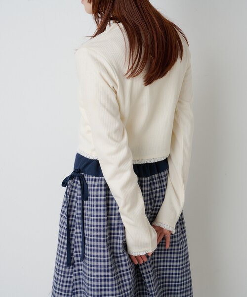 w closet（ダブルクローゼット）の「ハートボタンリブカーデ（Tシャツ/カットソー・レディース・オフホワイト/ブラック/グレー/ブルー/ピンク・FREE）」の8枚目の写真