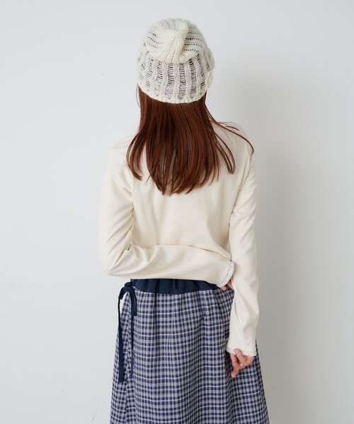 w closet（ダブルクローゼット）の「ハートボタンリブカーデ（Tシャツ/カットソー・レディース・オフホワイト/ブラック/グレー/ブルー/ピンク・FREE）」の9枚目の写真