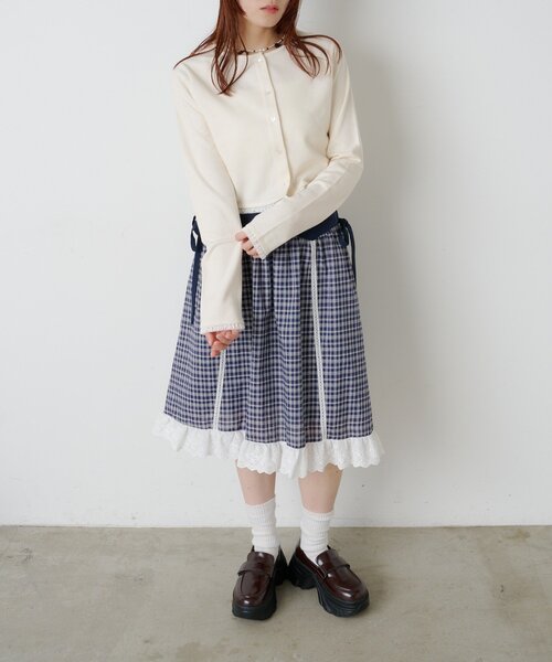 w closet（ダブルクローゼット）の「ハートボタンリブカーデ（Tシャツ/カットソー・レディース・オフホワイト/ブラック/グレー/ブルー/ピンク・FREE）」の15枚目の写真