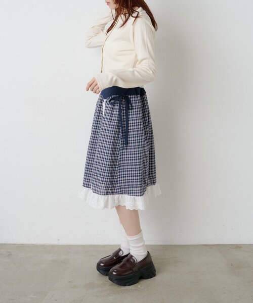 w closet（ダブルクローゼット）の「ハートボタンリブカーデ（Tシャツ/カットソー・レディース・オフホワイト/ブラック/グレー/ブルー/ピンク・FREE）」の16枚目の写真