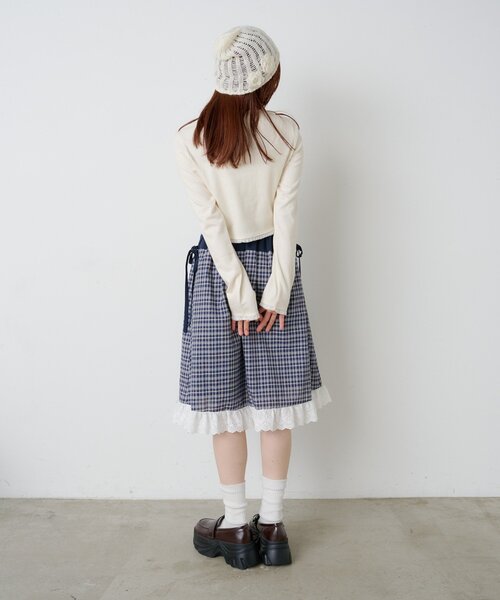 w closet（ダブルクローゼット）の「ハートボタンリブカーデ（Tシャツ/カットソー・レディース・オフホワイト/ブラック/グレー/ブルー/ピンク・FREE）」の17枚目の写真