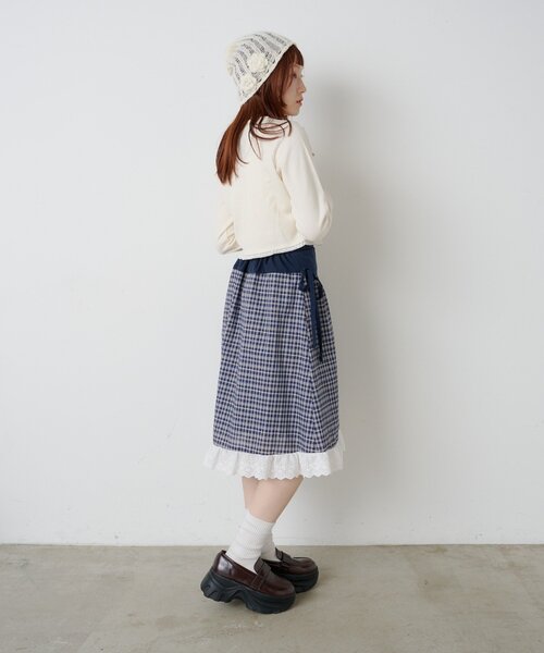 w closet（ダブルクローゼット）の「ハートボタンリブカーデ（Tシャツ/カットソー・レディース・オフホワイト/ブラック/グレー/ブルー/ピンク・FREE）」の21枚目の写真