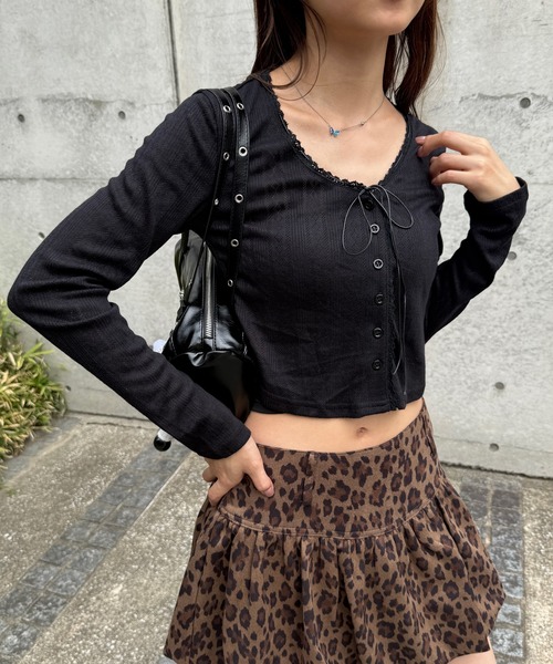 Chiina（チーナ）の「Chiina /ガーリーシアーカーディガン（カーディガン/ボレロ・レディース・オフホワイト/ブラック・FREE）」の14枚目の写真