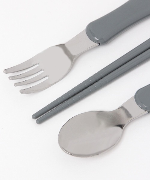 LAKOLE(ラコレ)の「【らこれキッズ】ブロックロゴカトラリートリオセット /599201(カトラリー・キッズ・アイボリー/チャコール・FREE)」の9枚目の写真