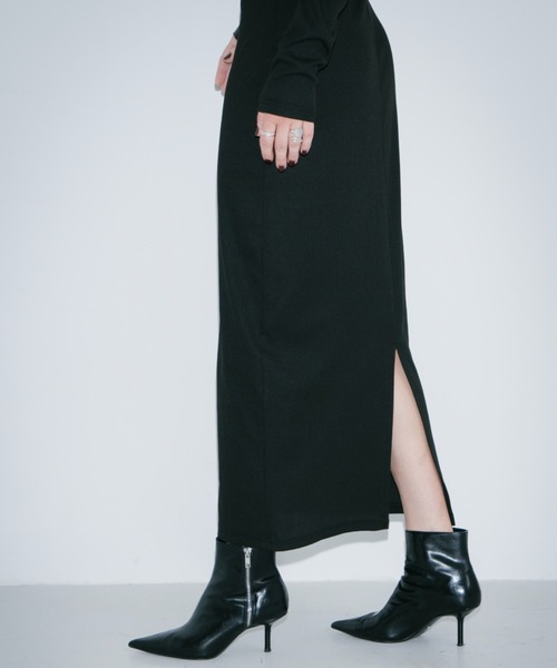 HANNE（アン）の「ロングスリーブバックカットデザインワンピース（ワンピース・レディース・グレー/ブラック/ネイビー・S/M）」の21枚目の写真