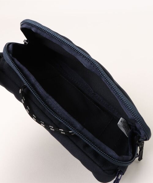 tone(トーン)の「Butler Verner Sails(バトラーバーナーセイルズ)コーデュラFESサコッシュ ミニポーチ ネックポーチ バッグインバッグ ショルダーバッグ アメニティポーチ(ショルダーバッグ・メンズ・ネイビー/カーキ・FREE)」の5枚目の写真