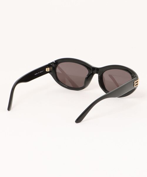 BALENCIAGA（バレンシアガ）の「【BALENCIAGA/バレンシアガ】オーバル サングラス BB0434SK 001（サングラス・レディース・ブラック・FREE）」の4枚目の写真