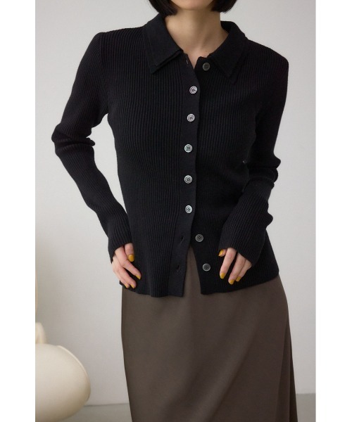 AZUL by moussy(アズールバイマウジー)の「ダブルカラーフロント釦ニットトップス(ニット/セーター・レディース・アイボリー/ブラック/ライトイエロー/ブラウン・FREE)」の17枚目の写真