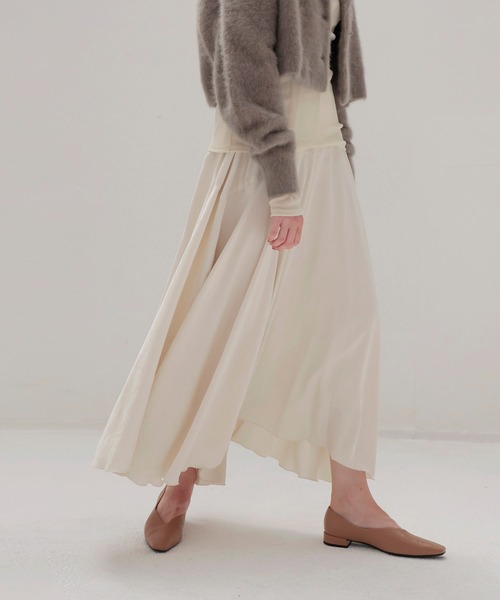 random flare skirt(ランダムフレアスカート)