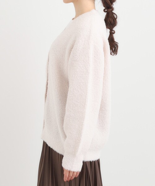 SHOO・LA・RUE（シューラルー）の「【S-LL】思わず触れたくなる ふわふわ Vネックニットカーディガン（カーディガン/ボレロ・レディース・ピンク系/グリーン/チャコールグレー/ライトベージュ・04/03/02/01）」の9枚目の写真