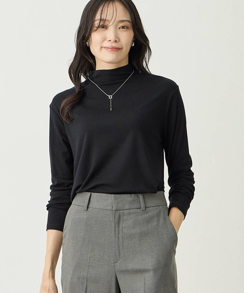 A/C DESIGN BY ALPHA CUBIC(エーシーデザインバイアルファキュービック)の「ウールミックスハイネックカットソー【大きいサイズあり】(Tシャツ/カットソー・レディース・ライトグレー/ピンク/ブラック/オフホワイト・M/L/LL/3L)」の2枚目の写真