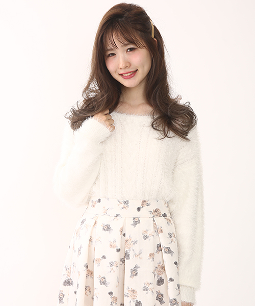 one after another NICE CLAUP（ワンアフターアナザーナイスクラップ）の「【ナイスクラップ】フェザーケーブルニット（ニット/セーター・レディース・グレー/アイボリー/ピンク/ブラック・FREE）」の2枚目の写真