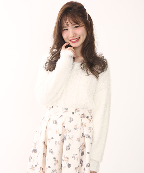 one after another NICE CLAUP（ワンアフターアナザーナイスクラップ）の「【ナイスクラップ】フェザーケーブルニット（ニット/セーター・レディース・グレー/アイボリー/ピンク/ブラック・FREE）」の5枚目の写真