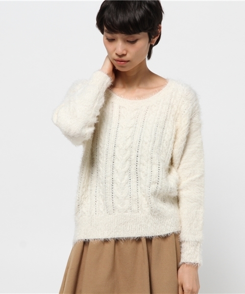 one after another NICE CLAUP（ワンアフターアナザーナイスクラップ）の「【ナイスクラップ】フェザーケーブルニット（ニット/セーター・レディース・グレー/アイボリー/ピンク/ブラック・FREE）」の7枚目の写真