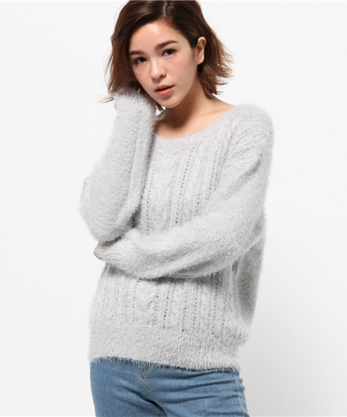 one after another NICE CLAUP（ワンアフターアナザーナイスクラップ）の「【ナイスクラップ】フェザーケーブルニット（ニット/セーター・レディース・グレー/アイボリー/ピンク/ブラック・FREE）」の3枚目の写真