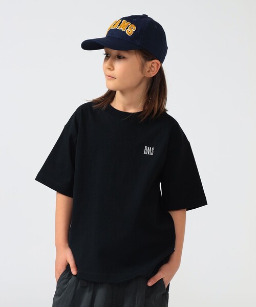 こども ビームス（コドモビームス）の「BEAMS × こども ビームス / ベーシックフィット BMS ロゴ Tシャツ 2026（110～160cm）（Tシャツ/カットソー・キッズ・ブラック/ホワイト・L(150-160)/M(130-140)/S(110-120)）」の2枚目の写真