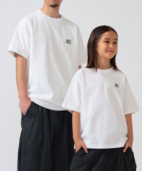 こども ビームス（コドモビームス）の「BEAMS × こども ビームス / ベーシックフィット BMS ロゴ Tシャツ 2026（110～160cm）（Tシャツ/カットソー・キッズ・ブラック/ホワイト・L(150-160)/M(130-140)/S(110-120)）」の4枚目の写真