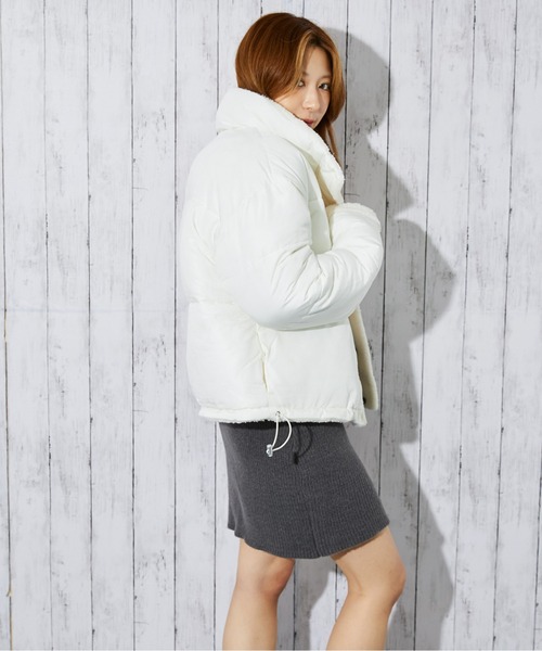GORGE(ゴージ)の「《2WAYリバーシブル》レディース ボア×中綿ブルゾン あったか防寒アウター 秋冬(ブルゾン・レディース・サックスブルー/アイボリー/ブラック/ピンク・F)」の13枚目の写真