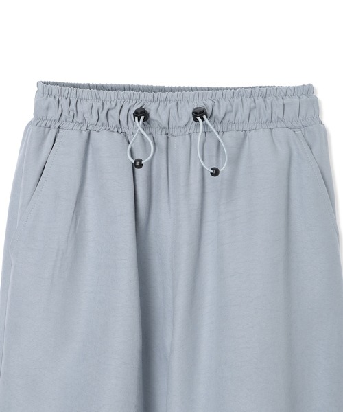 BISKEE（ビスキー）の「サイドリボン サテンカーゴパンツ（カーゴパンツ・キッズ・サックスブルー/ブラック/オフホワイト/ピンク・130cm/140cm/150cm/160cm）」の12枚目の写真