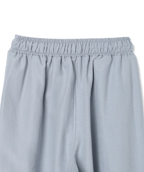 BISKEE（ビスキー）の「サイドリボン サテンカーゴパンツ（カーゴパンツ・キッズ・サックスブルー/ブラック/オフホワイト/ピンク・130cm/140cm/150cm/160cm）」の13枚目の写真