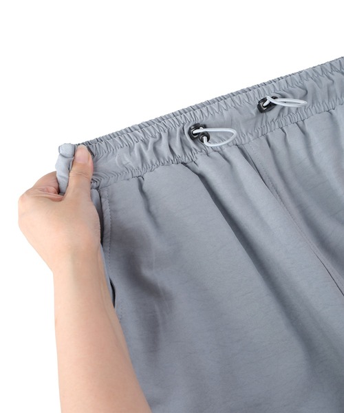 BISKEE（ビスキー）の「サイドリボン サテンカーゴパンツ（カーゴパンツ・キッズ・サックスブルー/ブラック/オフホワイト/ピンク・130cm/140cm/150cm/160cm）」の19枚目の写真