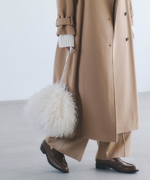 anuans（アニュアンス）の「ECOPELファーバッグ（ハンドバッグ・レディース・アイボリー・FREE）」の2枚目の写真