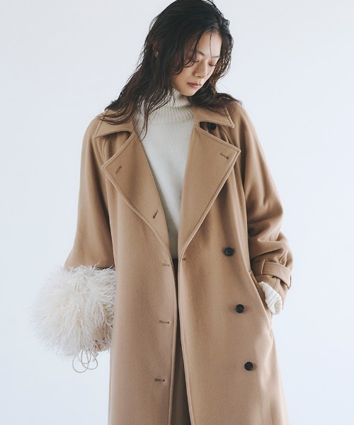 anuans（アニュアンス）の「ECOPELファーバッグ（ハンドバッグ・レディース・アイボリー・FREE）」の3枚目の写真