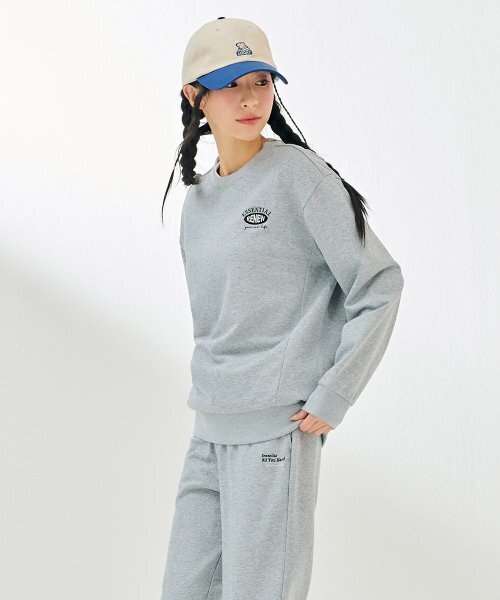CHASECULT（チェイスカルト）の「共用エッセンシャルマンツーマンTシャツ-DAZU5101B0B（スウェット・メンズ・ライトグレー・100/105/110/90/95）」の2枚目の写真
