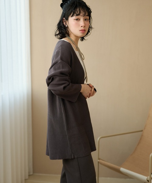 LAULEN(ローレン)の「deep v neck rib knit /ディープVネックリブニット(ニット/セーター・レディース・ブラック/グレー・FREE)」の9枚目の写真