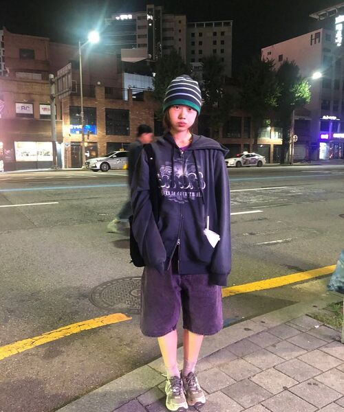 WKNDRS(ウィーキャンドース)の「ANGEL ZIPUP HOODIE (CHARCOAL)(パーカー・レディース・その他・LARGE/X-LARGE/MEDIUM)」の8枚目の写真