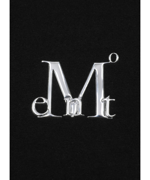 MUCENT(ムセント)の「ディアルメタルロゴバックラウンドサイドスナップフードスリーブレスナシ(Tシャツ/カットソー・レディース・ブラック・FREE)」の2枚目の写真