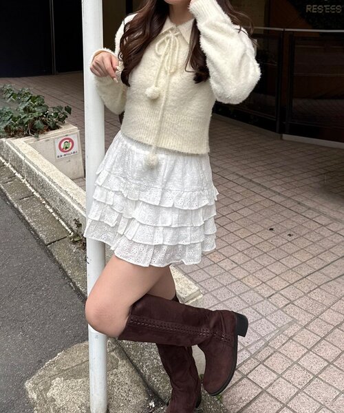 continuer de NICE CLAUP(コンティニューデナイスクラップ)の「【HolidayCollection】フェザーポロニット(ニット/セーター・レディース・ブラック/アイボリー/レッド・FREE)」の7枚目の写真