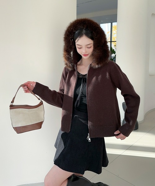 セール】【Jasmine】ボリュームファーフードニットジップアップ