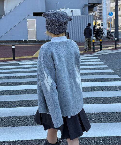OAFISH(オアフィッシュ)の「FOLDED WAIST PLEATS WOOL SKIRT, CHARCOAL(スカート・レディース・その他・1/2)」の9枚目の写真