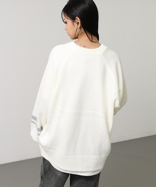 ANAP(アナップ)の「ジャカードロゴ ボリュームスリーブニットトップス(ニット/セーター・レディース・アイボリー/ダークアッシュ/ブルー・F)」の7枚目の写真