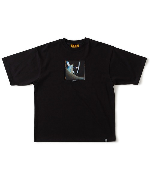 FAT（エフエイティー）の「J.B. "KODAK"（Tシャツ/カットソー・メンズ・ブラック/ライトグレー・JUMBO(XXL)/FAT(XL)/SKINNY(L)/TITCH(M)）」の2枚目の写真