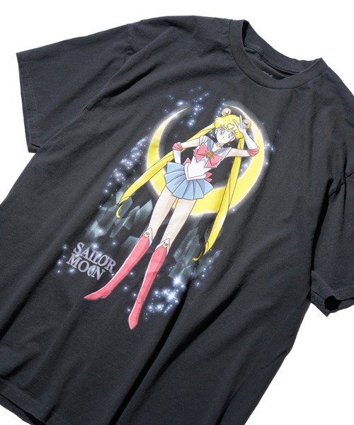 THRIFTY LOOK(スリフティールック)の「THRIFTY LOOK / スリフティールック THRIFTY ANIME TEE "SAILOR MOON" セーラームーン アニメTシャツ ユーズド加工(Tシャツ/カットソー・メンズ・ブラック系その他2/ブラック系その他/ブラック・MEDIUM/LARGE/X-LARGE)」の2枚目の写真