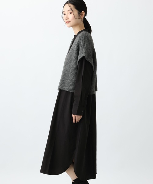 studio CLIP（スタディオクリップ）の「《natural by clip》7ゲージニットベスト×シャツワンピース（シャツワンピース・レディース・ブラック/アイボリー・FREE）」の10枚目の写真