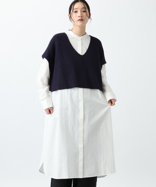 studio CLIP（スタディオクリップ）の「《natural by clip》7ゲージニットベスト×シャツワンピース（シャツワンピース・レディース・ブラック/アイボリー・FREE）」の3枚目の写真