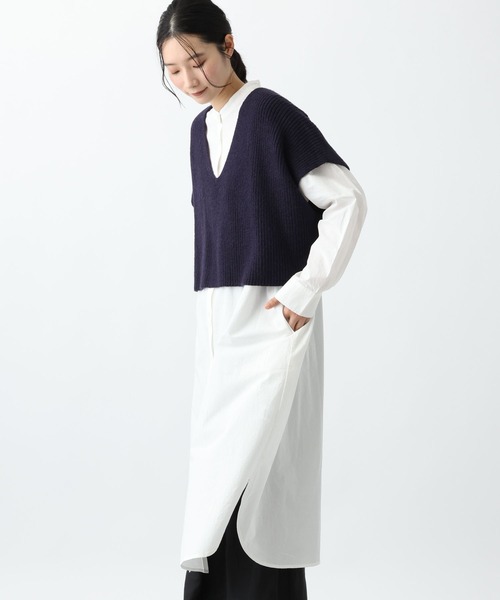 studio CLIP（スタディオクリップ）の「《natural by clip》7ゲージニットベスト×シャツワンピース（シャツワンピース・レディース・ブラック/アイボリー・FREE）」の4枚目の写真