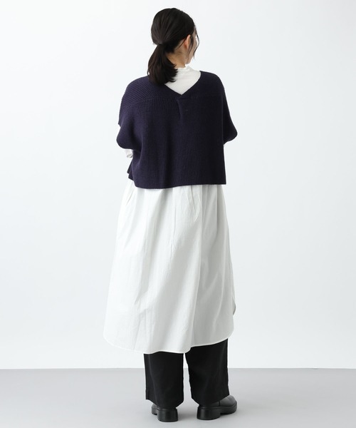 studio CLIP（スタディオクリップ）の「《natural by clip》7ゲージニットベスト×シャツワンピース（シャツワンピース・レディース・ブラック/アイボリー・FREE）」の20枚目の写真