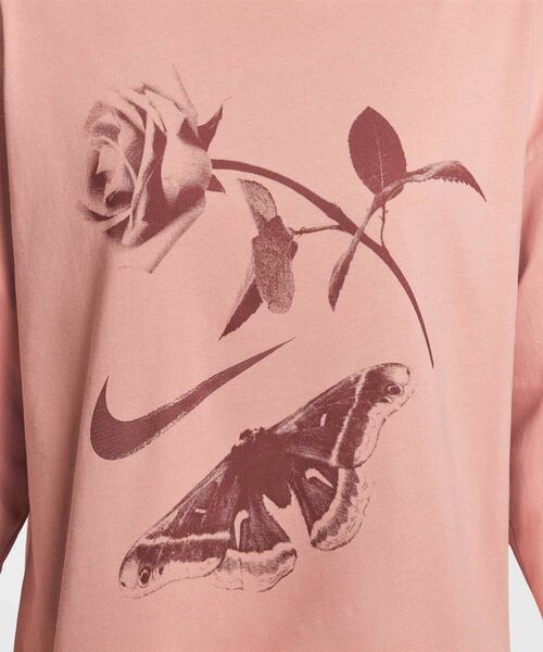 NIKE（ナイキ）の「ナイキ スポーツウェア ウィメンズ オーバーサイズド ロングスリーブ Tシャツ / Nike Sportswear Women's Oversized Long-Sleeved T-Shirt IH7696-618 Red Stardust（Tシャツ/カットソー・レディース・サーモンピンク・XL/M/L/S）」の7枚目の写真