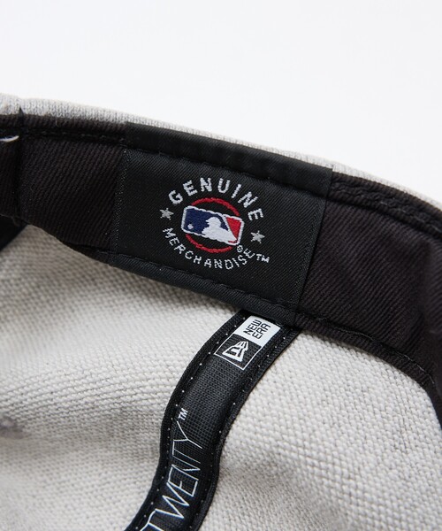REMI RELIEF(レミレリーフ)の「【REMI RELIEF × NEW ERA / レミレリーフ × ニューエラ】Collaboration Cap / コラボキャップ / NY / LA (別注・ロゴキャップ・ユニセックス)(キャップ・メンズ・ホワイト/グレー/ネイビー/ブラック・フリー)」の9枚目の写真