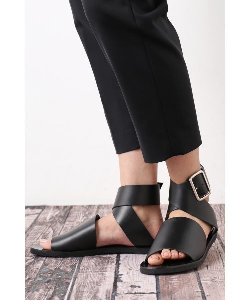 FABIO RUSCONI（ファビオルスコーニ）の「【Fabio Rusconi】フトベルトフラットサンダル◆（サンダル・レディース・ブラック/ゴールド・36/39/37/38/35）」の8枚目の写真