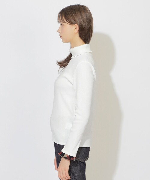 CB CRESTBRIDGE（シービークレストブリッジ）の「【Quiet checkシリーズ】ハイネックインナー（Tシャツ/カットソー・レディース・ブラック・M）」の3枚目の写真