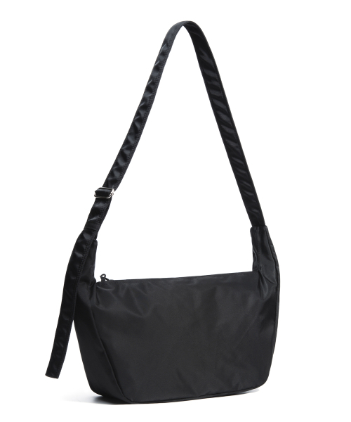 BUTDEEP(バッドディープ)の「005 SAG MESSENGER BAG0-BLACK(メッセンジャーバッグ・レディース・その他・FREE)」の1枚目の写真